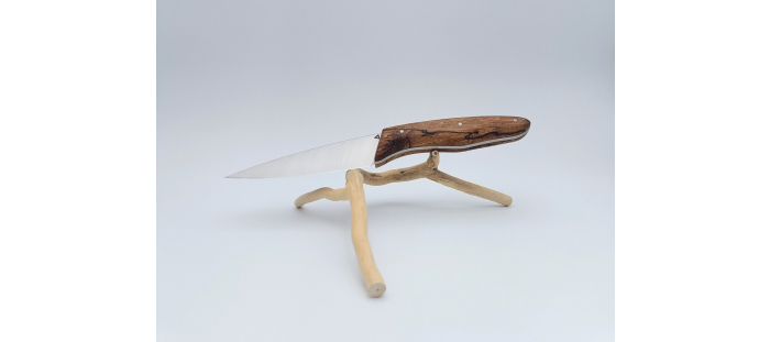 Couteau n°6 en noyer échauffé stabilisé – Fait main en Savoie