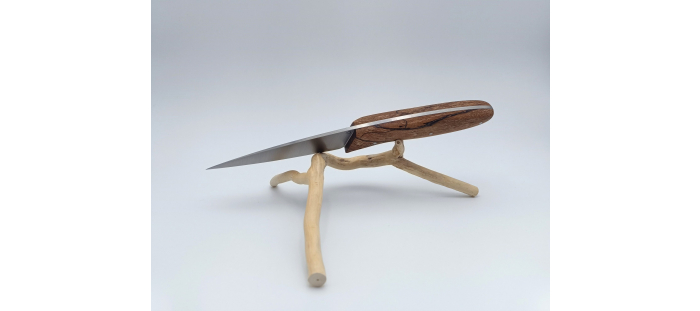 Couteau n°6 en noyer échauffé stabilisé – Fait main en Savoie