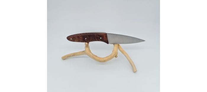 Couteau artisanal Savoie – Manche en noyer stabilisé, modèle ergonomique