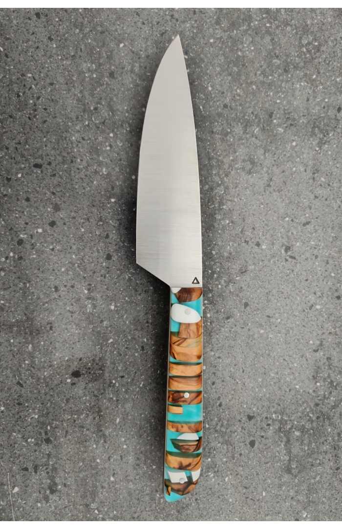 N°8 | Chef | Olivier Corian® résine bleue