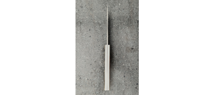 N°2 | Couteau de table 21 cm | Ski recyclé, Corian® et titane