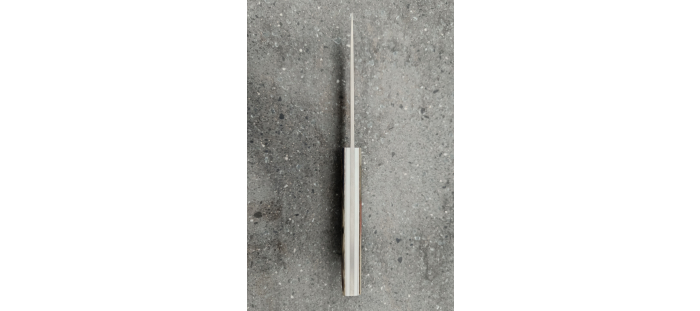 N°2 | Couteau de table 21 cm | Ski recyclé, Corian® et titane