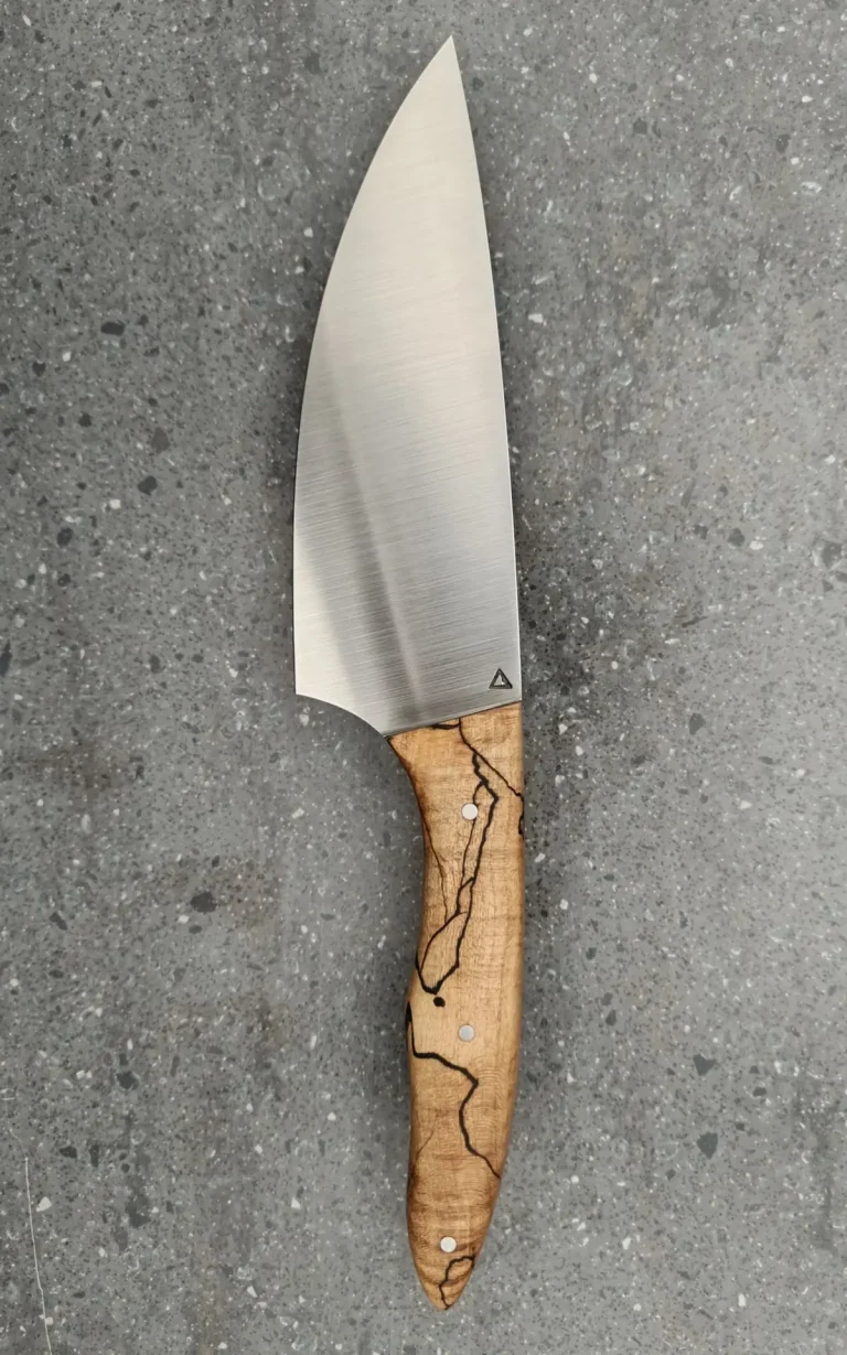 Couteau de chef artisanal avec manche en bois échauffé stabilisé, vue recto